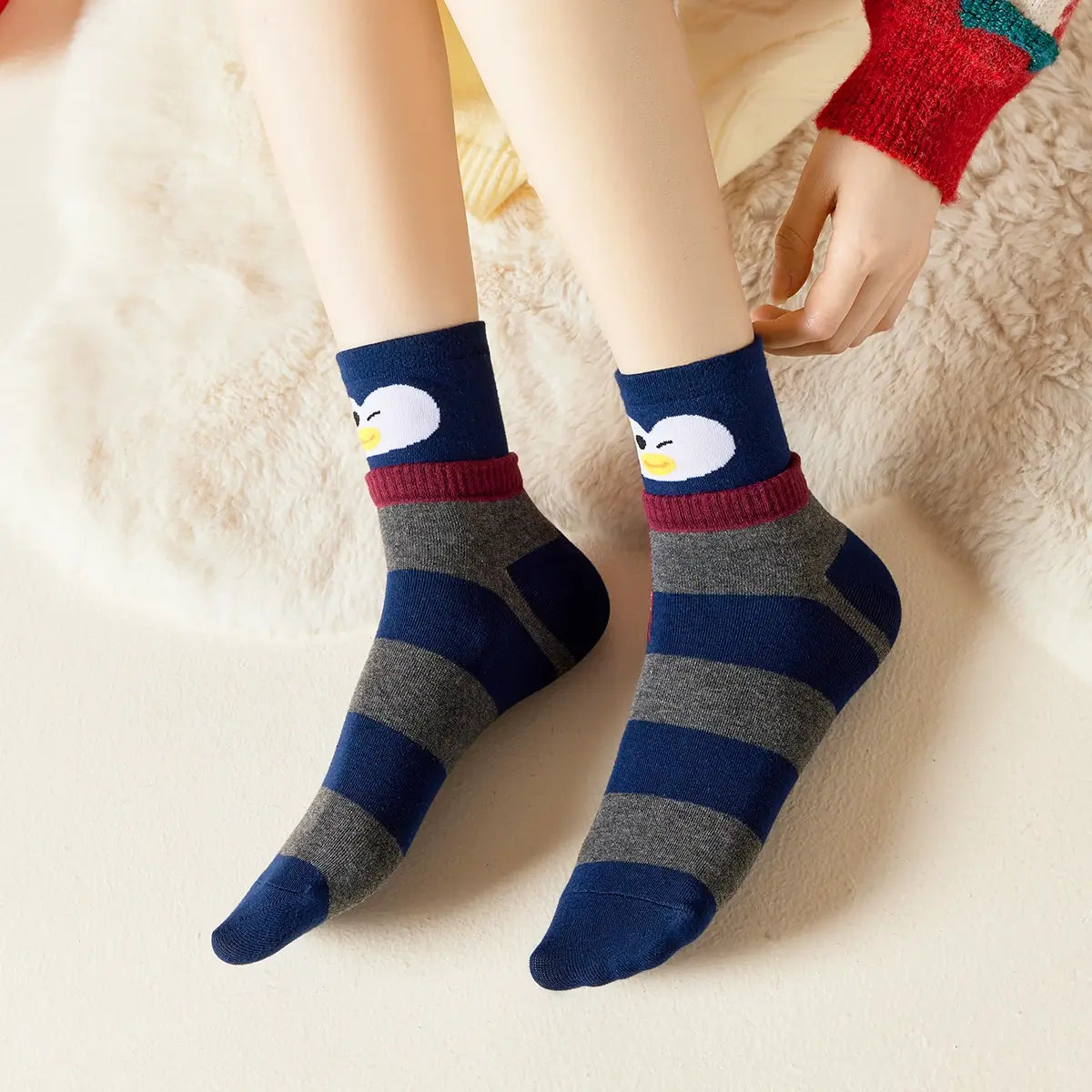 Chaussettes hautes à rayures, motif animal, oreilles et écharpe en relief, bleu marine et gris
