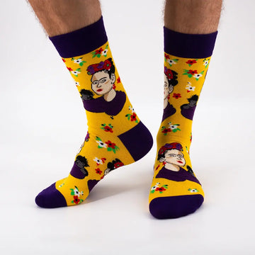 Chaussettes en coton à motif Frida Khalo pour adultes | Chaussettes douces et confortables | Disponibles en différentes couleurs et motifs | Un cadeau idéal pour les femmes et les hommes de tous âges