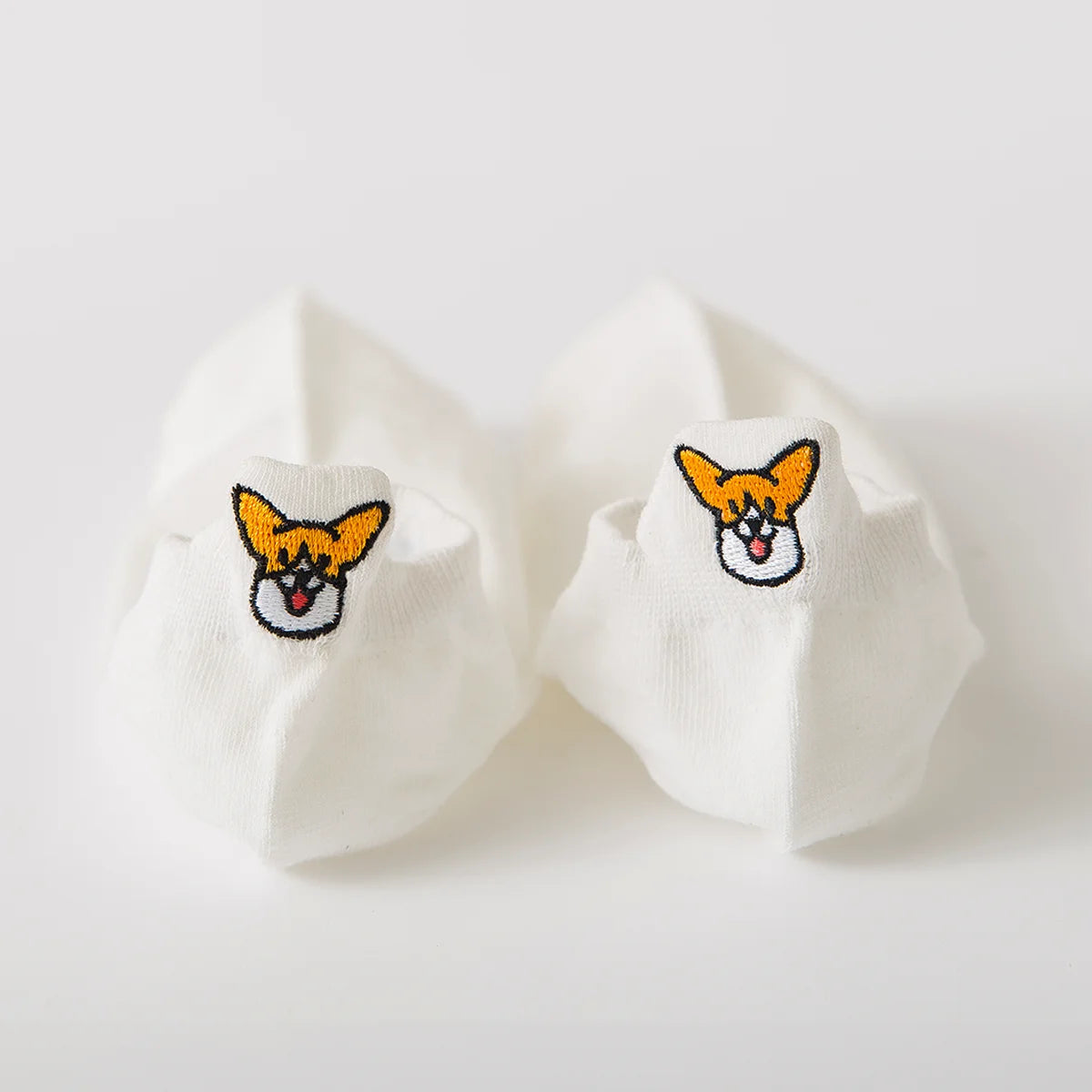 Chaussettes en coton corgi à languette chien pour femme | Chaussettes confortables et élégantes | Idéales pour le quotidien ou les occasions spéciales | Disponibles en plusieurs couleurs 