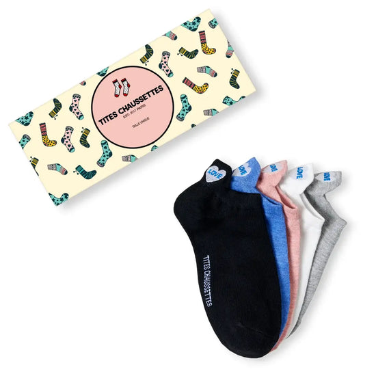 Lot de Chaussettes en coton à languette cœur love pour femme | Chaussettes douces et respirantes | Un cadeau parfait pour les femmes de tous âges | Disponibles à un prix abordable.