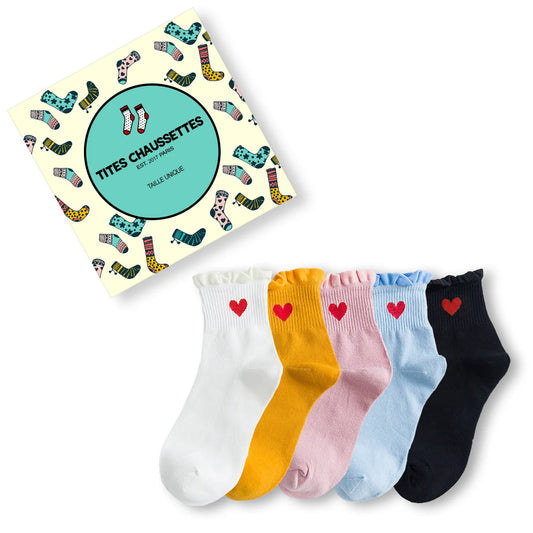 Lot de chaussettes longues adultes en coton avec dentelles et cœur sur le côté | Chaussettes douces et respirantes | Un excellent choix pour les adultes qui aiment les cœurs et les dentelles |