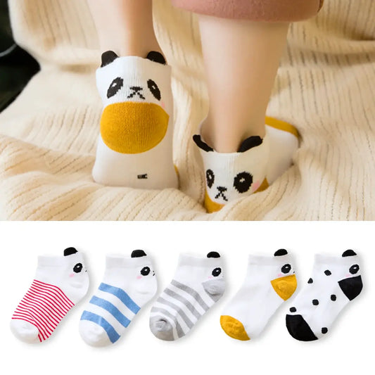 Chaussettes Enfants et bébé à motif Pandas (Lot 5 paires) | Chaussettes douces et respirantes | Un cadeau parfait pour les enfants et les bébés de tous âges | Disponibles à un prix abordable.