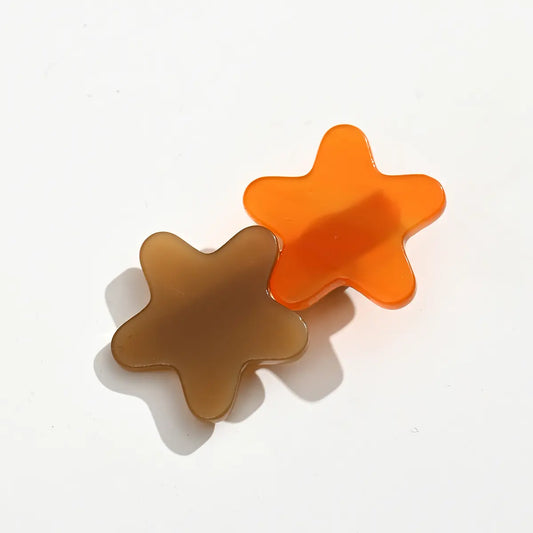 Barrette étoile enfant en pince croco : accessoire cheveux pratique et tendance. Idéale pour fille, maintien doux, parfaite idée cadeau originale.