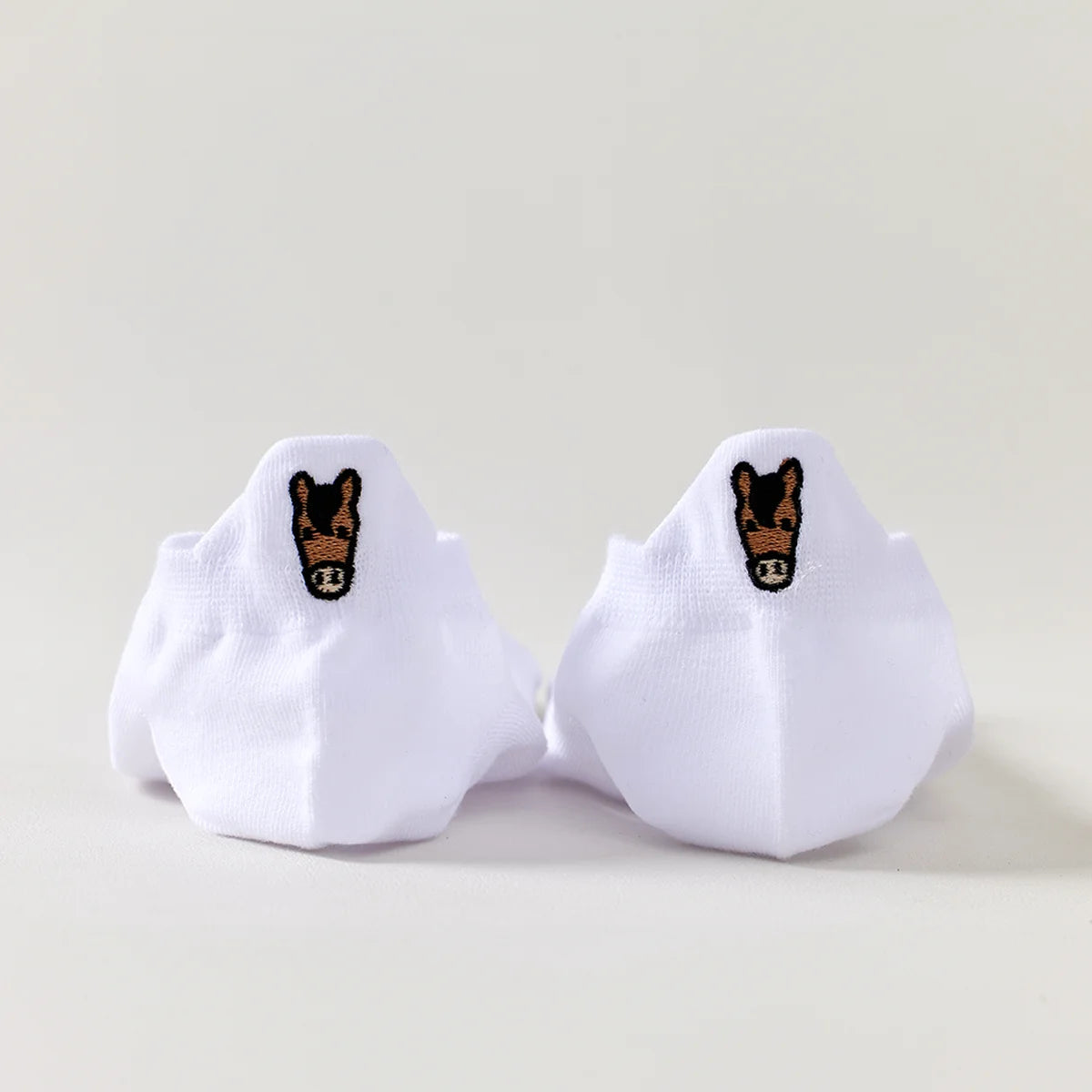 Chaussettes en coton à languette cheval pour femme | Chaussettes confortables et élégantes | Idéales pour le quotidien ou les occasions spéciales | Disponibles en plusieurs couleurs et tailles