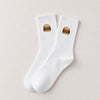 Chaussettes blanc adultes en coton avec un burger brodé | Chaussettes abordables et de haute qualité | Un excellent choix pour les adultes qui aiment la nourriture et les burgers |