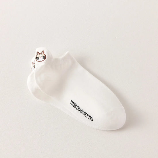 Chaussettes blanches en coton à languette chat pour femme | Chaussettes confortables et élégantes | Idéales pour le quotidien ou les occasions spéciales | Disponibles en plusieurs couleurs et tailles