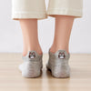 Chaussettes grises en coton à languette chat pour femme | Chaussettes confortables et élégantes | Idéales pour le quotidien ou les occasions spéciales | Disponibles en plusieurs couleurs et tailles