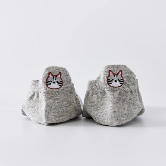 Chaussettes grises en coton à languette chat pour femme | Chaussettes confortables et élégantes | Idéales pour le quotidien ou les occasions spéciales | Disponibles en plusieurs couleurs et tailles