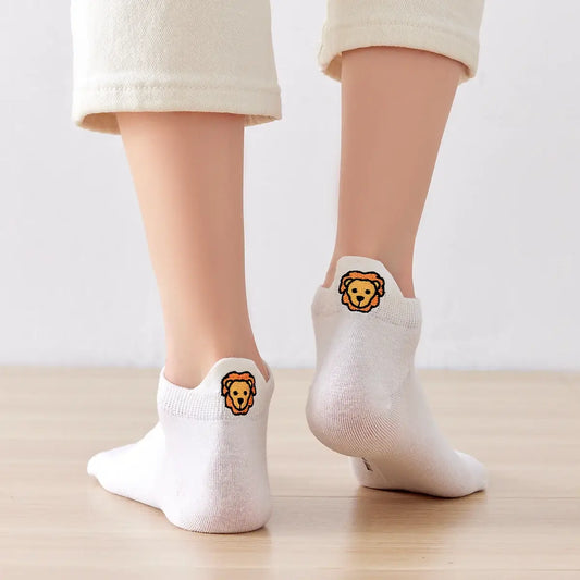 Chaussettes blanches en coton à languette safari à motif animaux pour femme | Chaussettes douces et respirantes | Un cadeau parfait pour les femmes de tous âges | Disponibles à un prix abordable.
