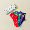 Lot de 4 chaussettes de noël, personnages de noël (père noël, cerf, bonhomme de neige, ourson), motif petits coeurs, finition feston