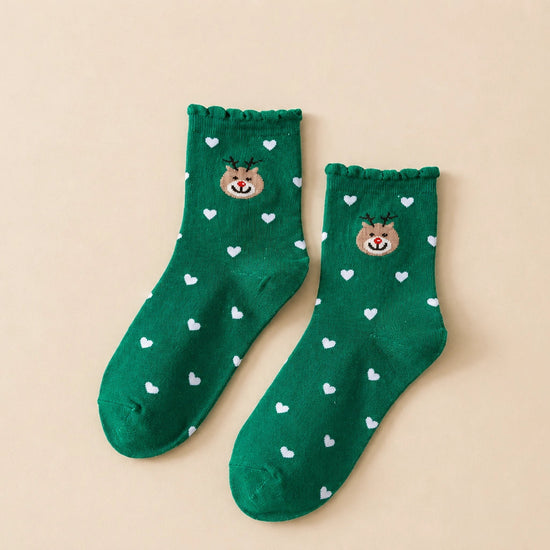 Lot de 4 chaussettes de noël, personnages de noël (père noël, cerf, bonhomme de neige, ourson), motif petits coeurs, finition feston