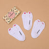 Lot de 3 chaussettes languette Octobre Rose. 20 % des ventes reversés à Ruban Rose. Chaussettes solidaires, confortables et brodées de symboles engagés.