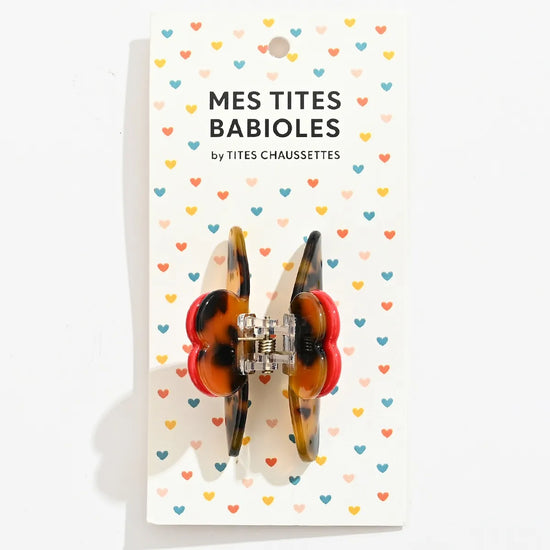 Pince cheveux cœur marron et rouge en acétate, 5,5 cm. Accessoire coiffure élégant et pratique, idéal pour cheveux fins à mi-longs.